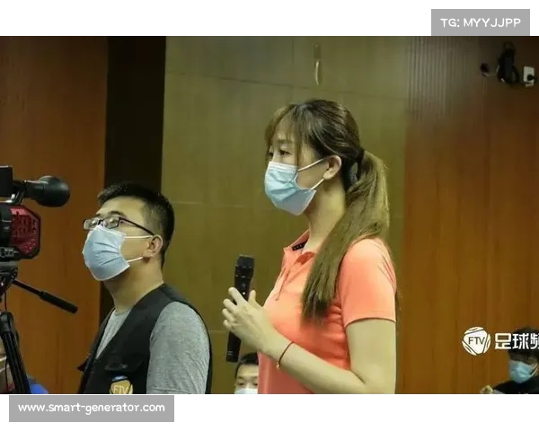 《聚焦体育新闻背后记者的故事与挑战 他们如何成为赛事的无声见证者》